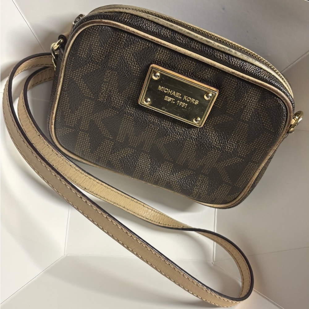 Michael Kors Mini Crossbody Purse Signature Brown